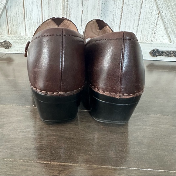 Dansko‎ Solstice Brown Leather Split Toe Strap Clog Shoes Size 38 - Picture 3 of 10